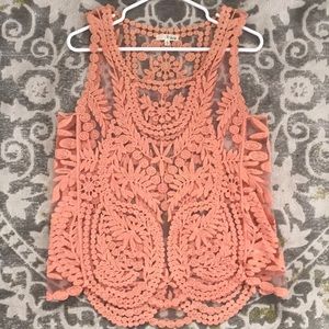 Coral lace tank embroidered Small hi low hem
